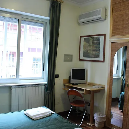 Aparthotel Tourist House