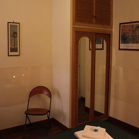 Tourist House Aparthotel Roma